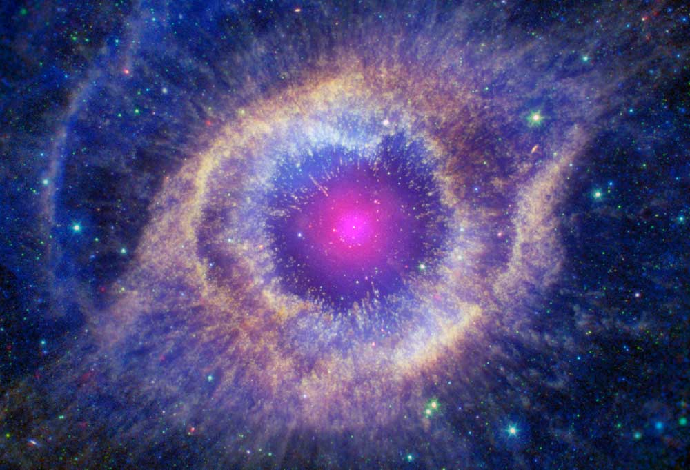 that nebula looks like an eye